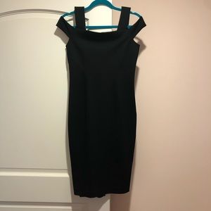 ✨NEW✨ Meghan Markle Simple Black Dress